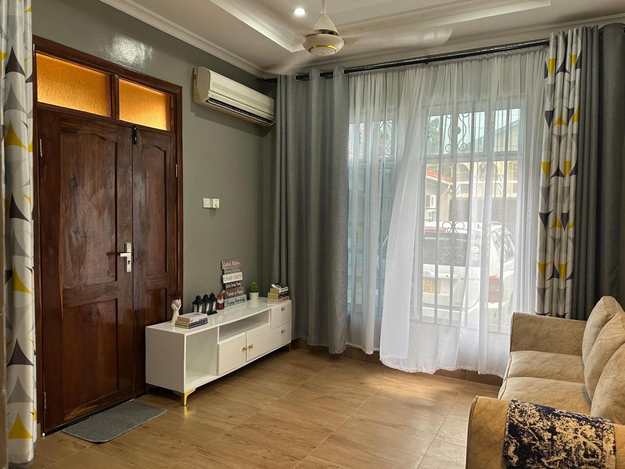 Amazing Home Stays 4 Dar es Salaam Exterior foto